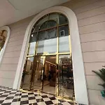 Terra Royal Commercial Center Apartment - 2 Bedroom - Good Price By Yolo Home